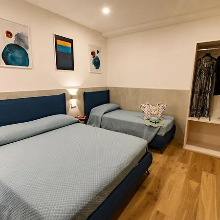 Harbor Rooms - Cala Gonone-3